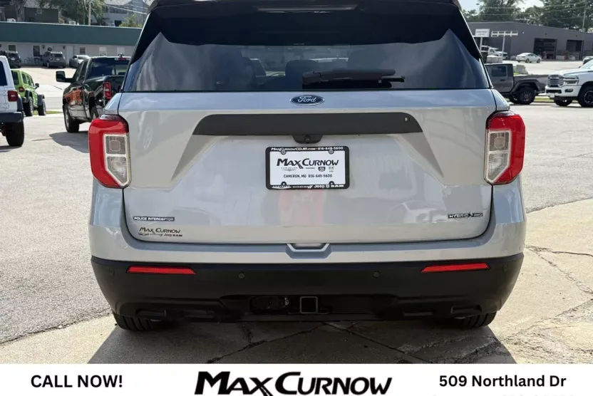2020 Ford Explorer photo 1