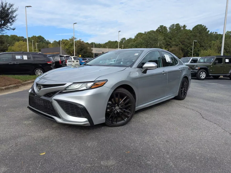 2023 Toyota Camry XSE photo 1