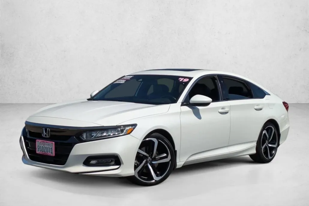 2019 Honda Accord Sport 2.0T photo 1