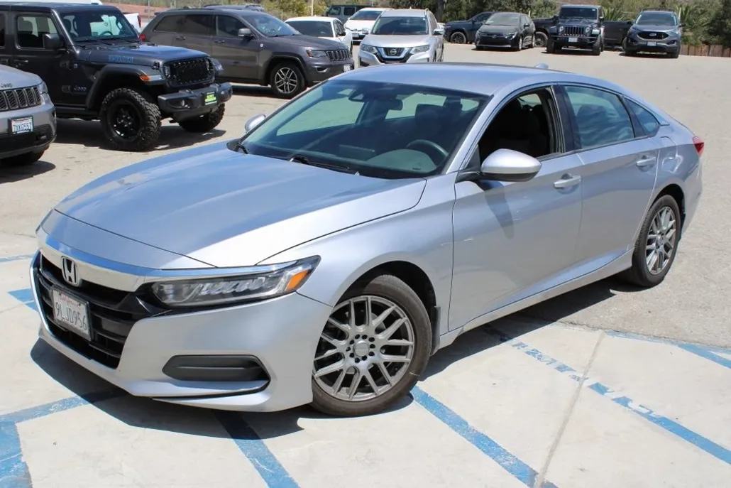 2019 Honda Accord LX photo 1