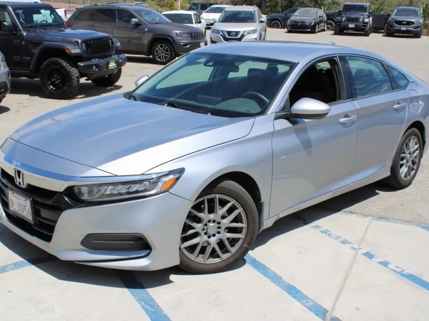 2019 Honda Accord LX photo 1