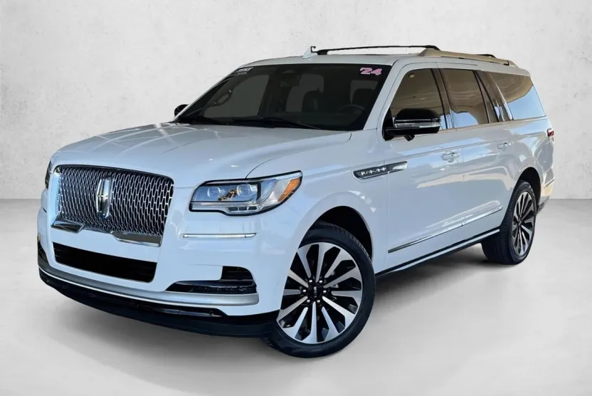 2024 Lincoln Navigator L Reserve photo 1
