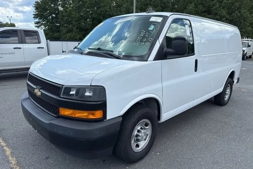2020 Chevrolet Express Cargo 2500 photo 1