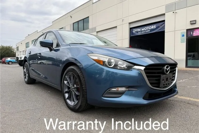 2017 Mazda Mazda3 Sport Sedan photo 1