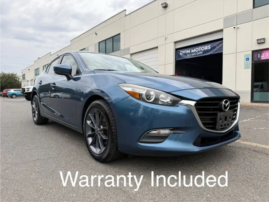 2017 Mazda Mazda3 Sport Sedan photo 1