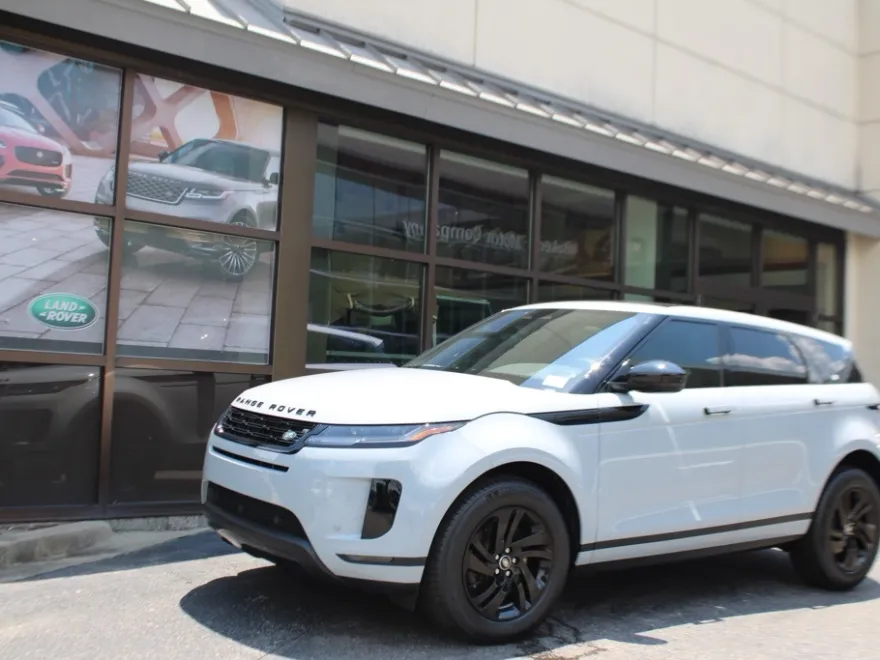 2026 Land Rover Range Rover Evoque S photo 1