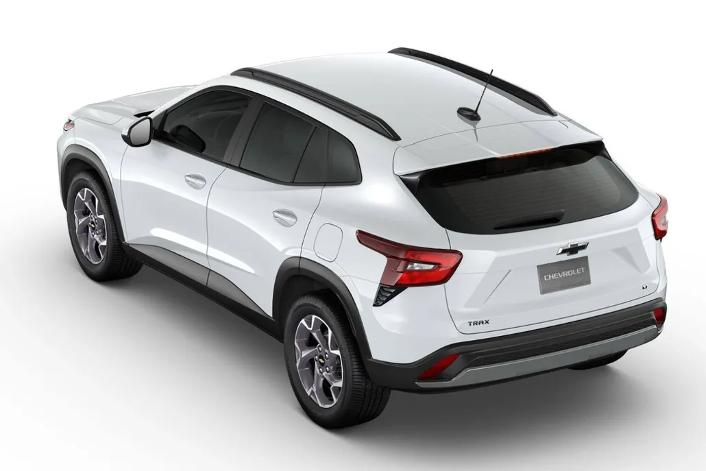 2025 Chevrolet Trax LT photo 1