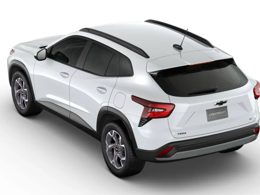2025 Chevrolet Trax LT photo 1