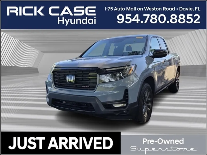 2023 Honda Ridgeline Sport photo 1