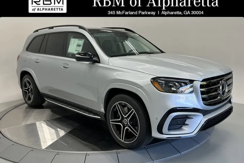 2026 Mercedes Benz GLS 450 4MATIC photo 1