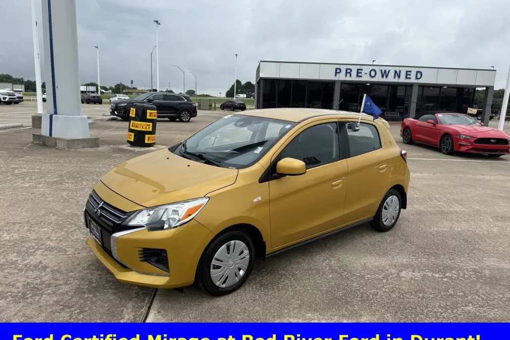 2024 Mitsubishi Mirage LE photo 1