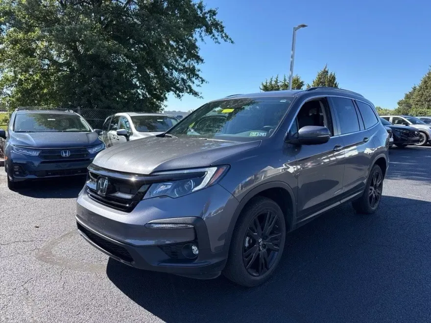 2022 Honda Pilot Special Edition photo 1