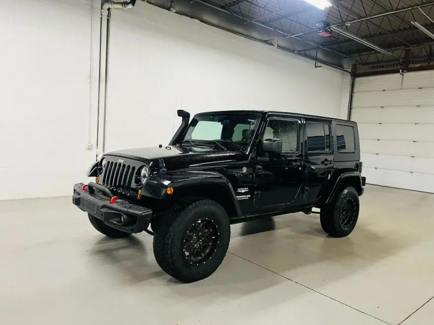 2009 Jeep Wrangler Unlimited Sahara Sport photo 1