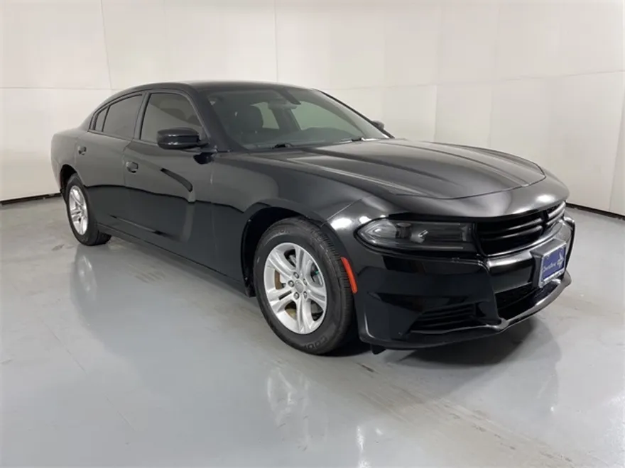 2022 Dodge Charger SXT photo 1