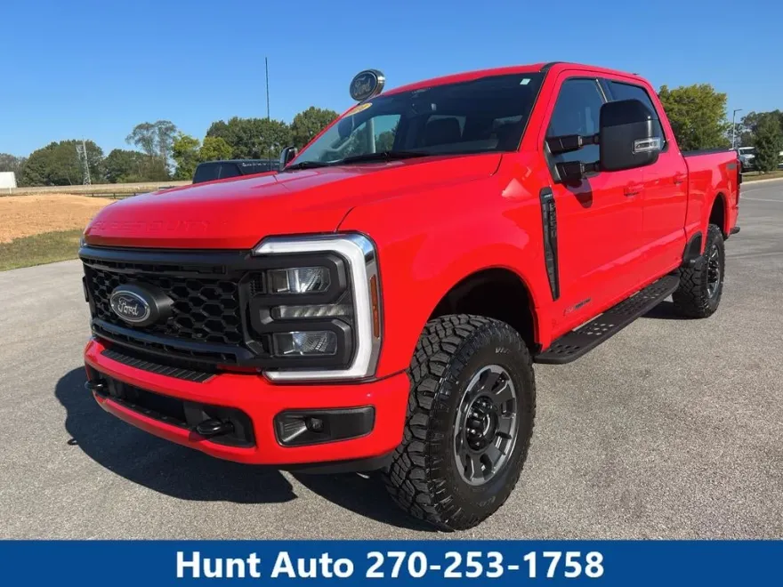 2024 Ford F-250 Lariat photo 1