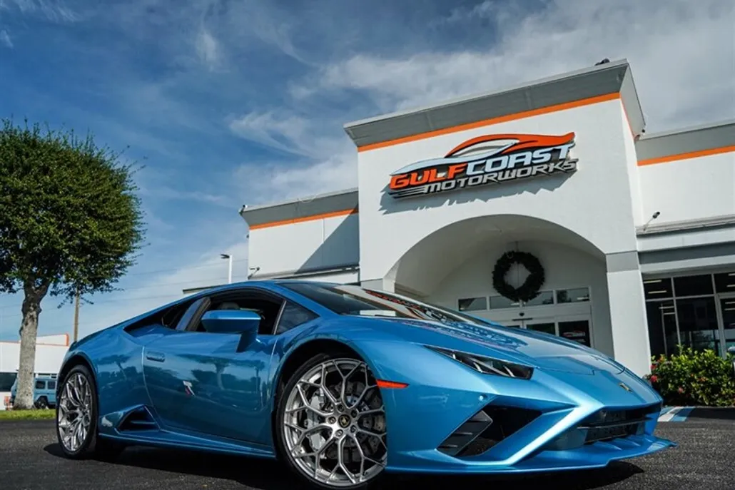 2021 Lamborghini Huracan Evo photo 1