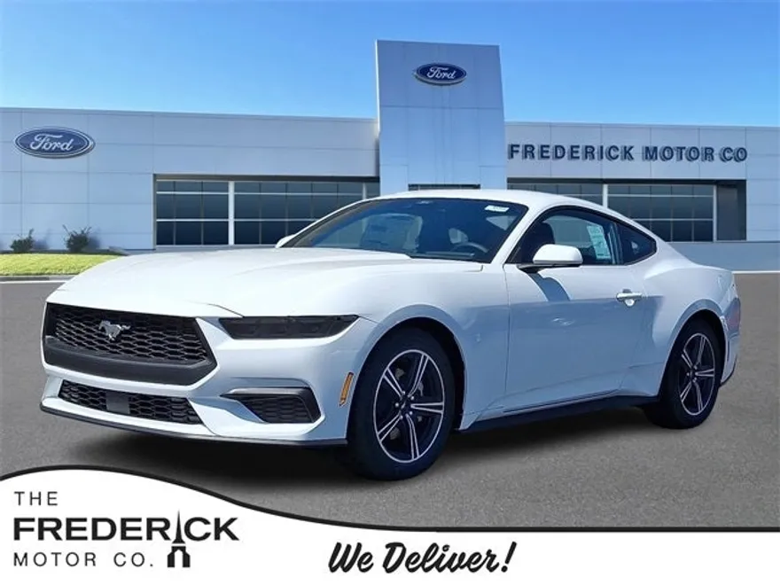 2025 Ford Mustang EcoBoost photo 1