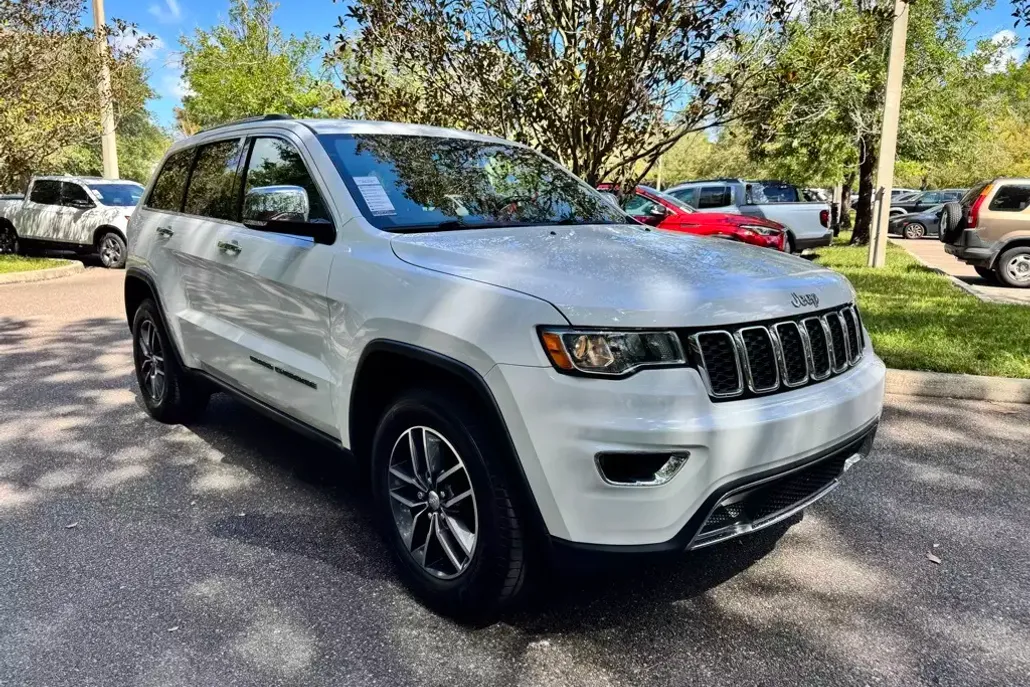 2018 Jeep Grand Cherokee Limited photo 1