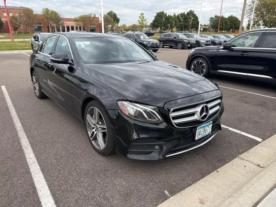 2019 Mercedes Benz E 450 photo 1
