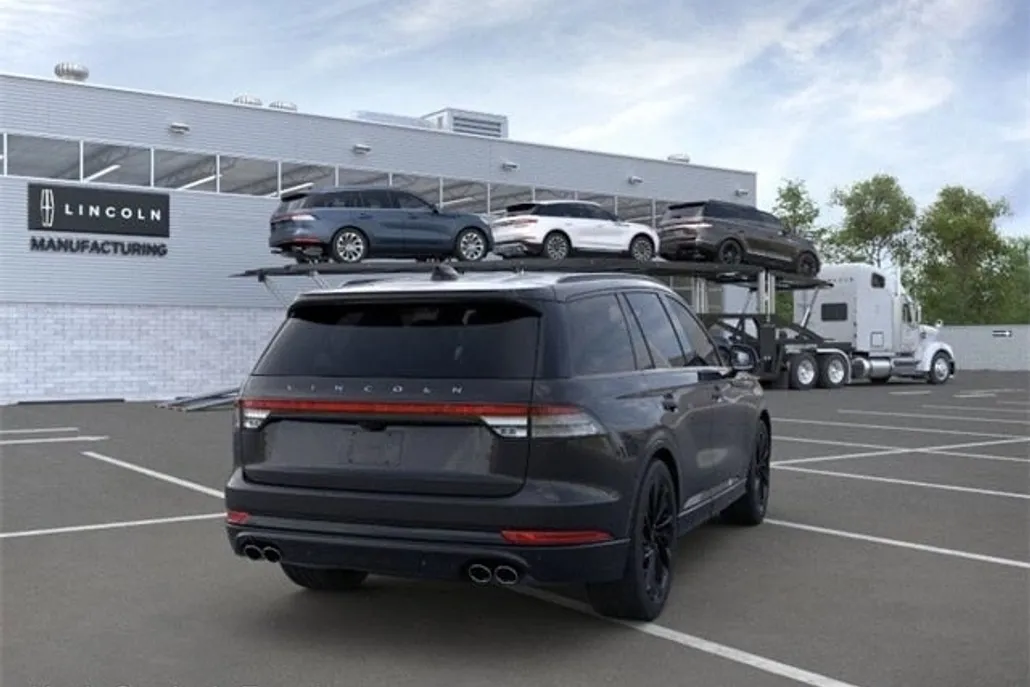 2025 Lincoln Aviator Reserve photo 1