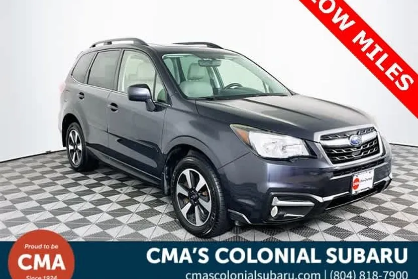 2017 Subaru Forester Limited 2.5i photo 1