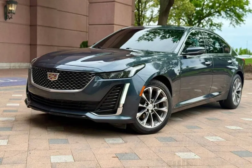 2022 Cadillac CT5 Premium Luxury photo 1