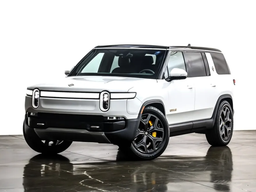 2022 Rivian R1S Launch Edition photo 1