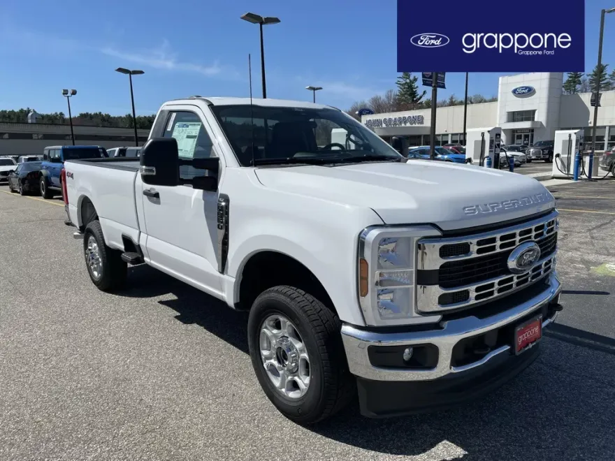 2025 Ford F-350 XLT photo 1
