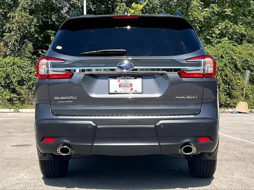 2025 Subaru Ascent Premium photo 1
