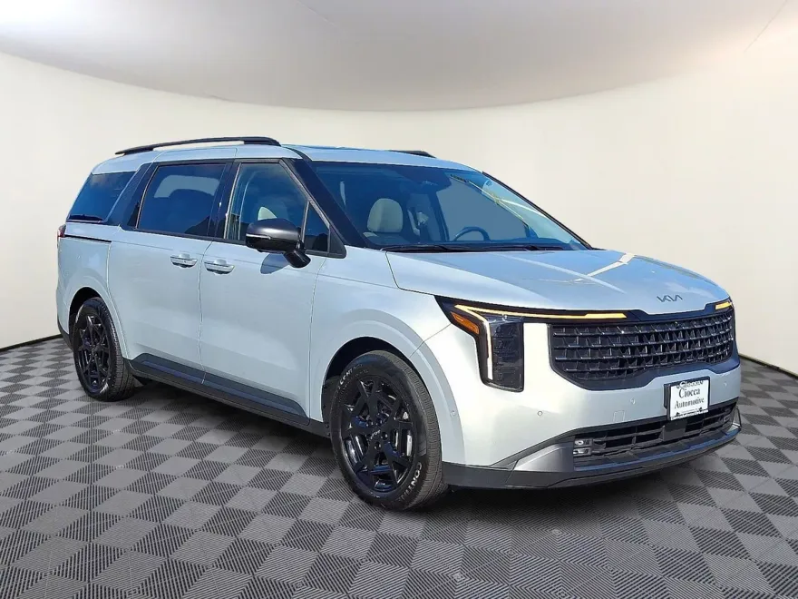 2025 Kia Carnival SX Prestige photo 1