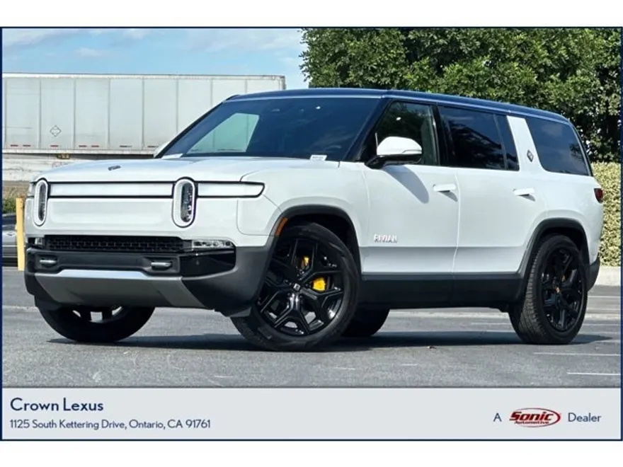 2022 Rivian R1S Launch Edition photo 1