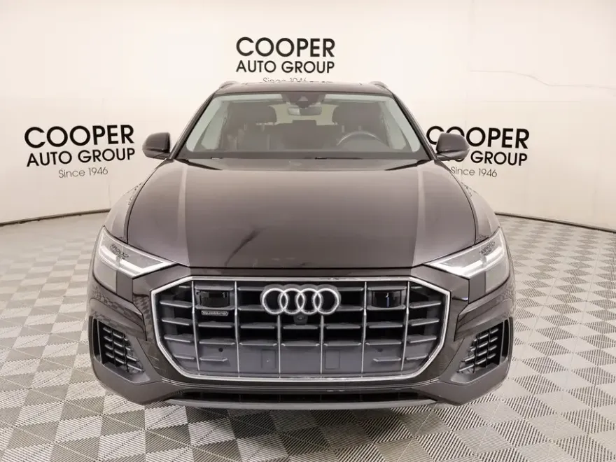 2022 Audi Q8 55 Premium Plus photo 1