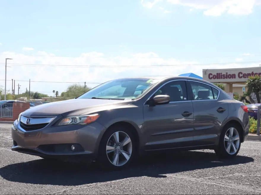 2015 Acura ILX 2.0L Premium photo 1