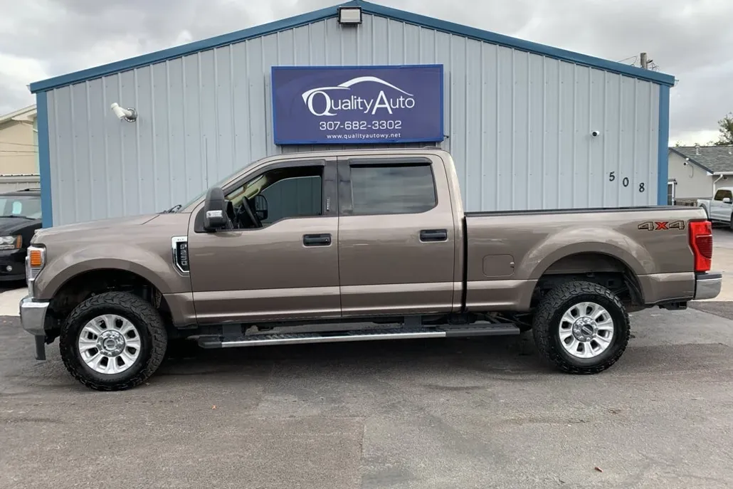 2020 Ford F-250 XLT photo 1
