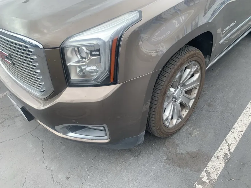 2016 Gmc Yukon Denali photo 1