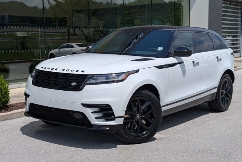 2026 Land Rover Range Rover Velar SE photo 1