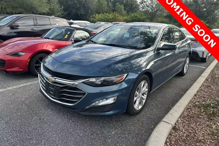 2024 Chevrolet Malibu 1LT photo 1