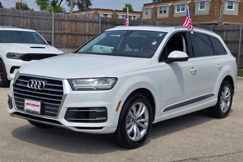 2019 Audi Q7 55 Premium Plus photo 1