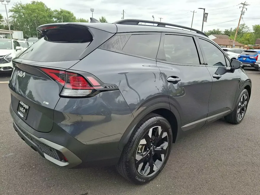 2023 Kia Sportage X-Line photo 1