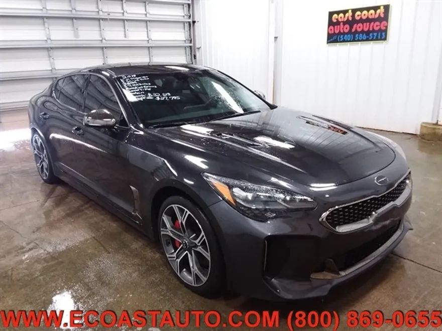 2019 Kia Stinger GT photo 1