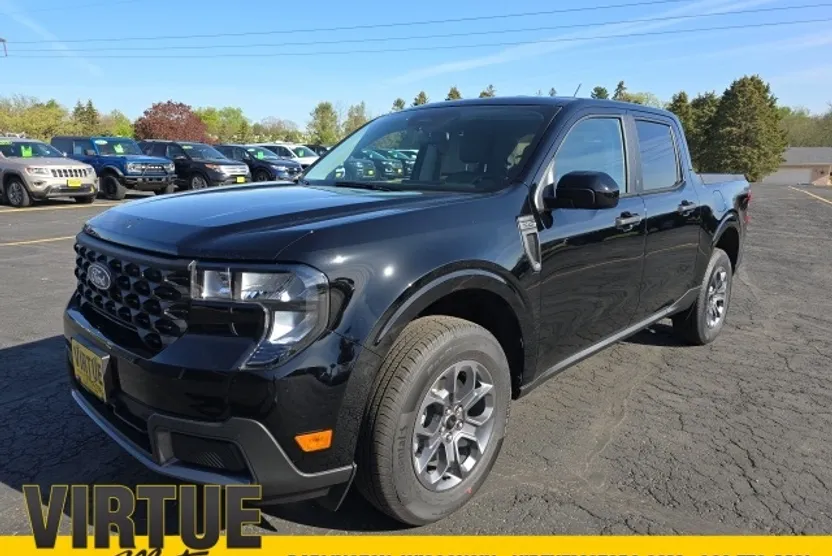 2025 Ford Maverick XLT photo 1