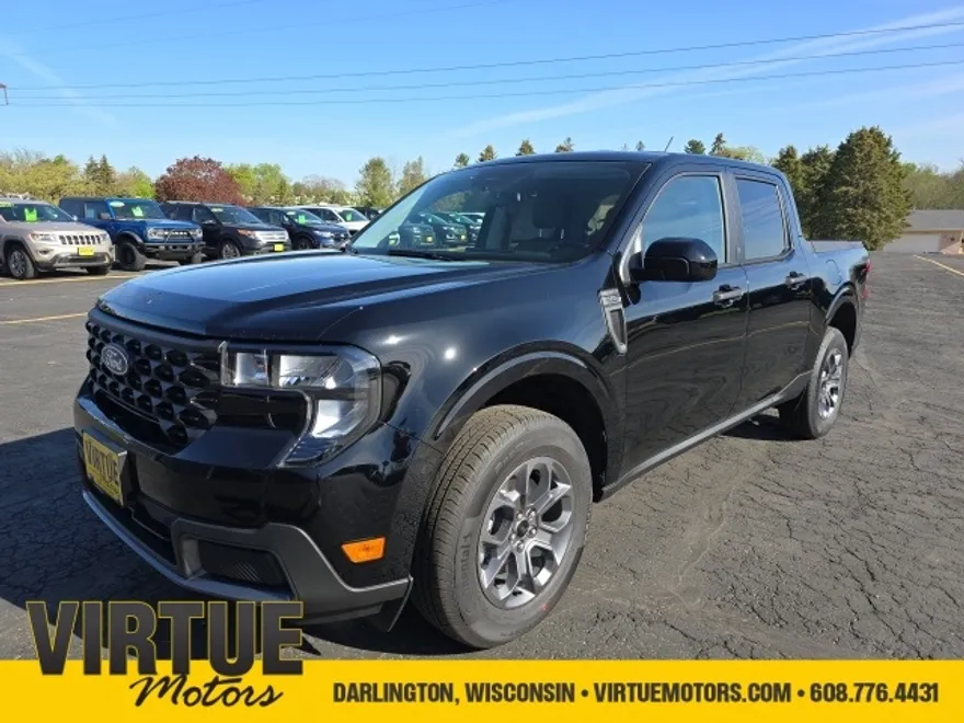 2025 Ford Maverick XLT photo 1