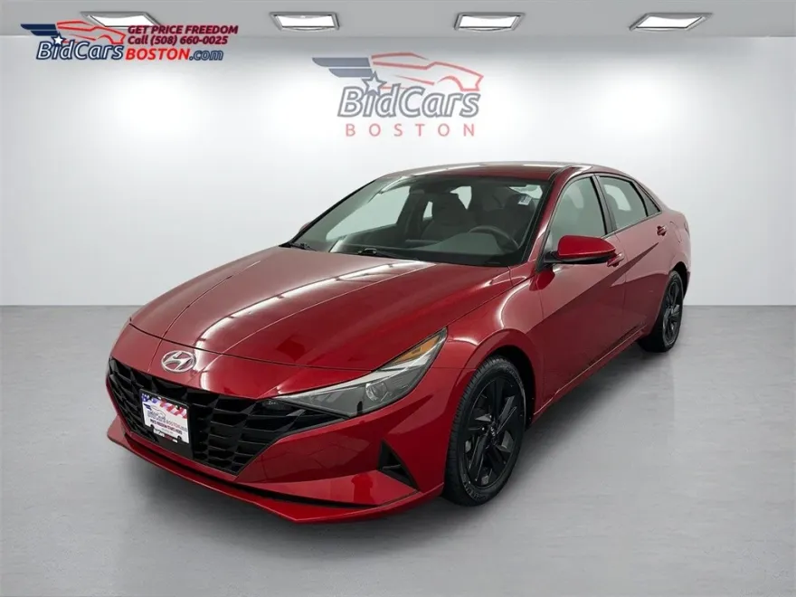 2021 Hyundai Elantra SEL photo 1
