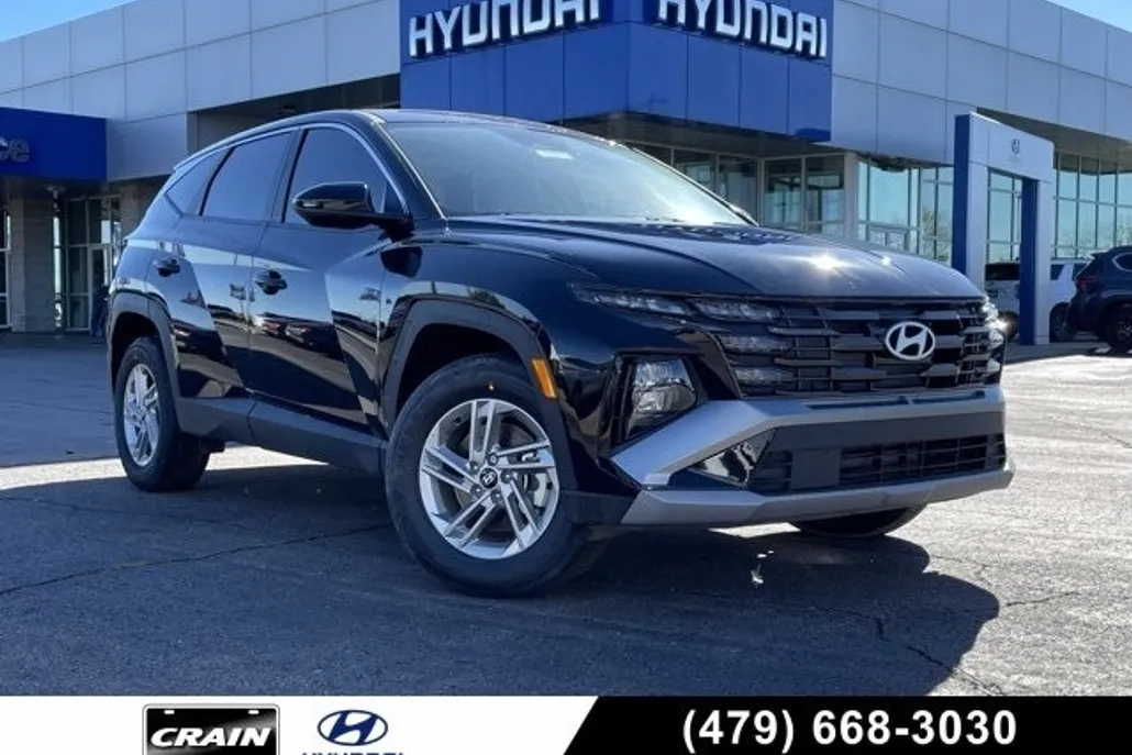 2025 Hyundai Tucson SE photo 1