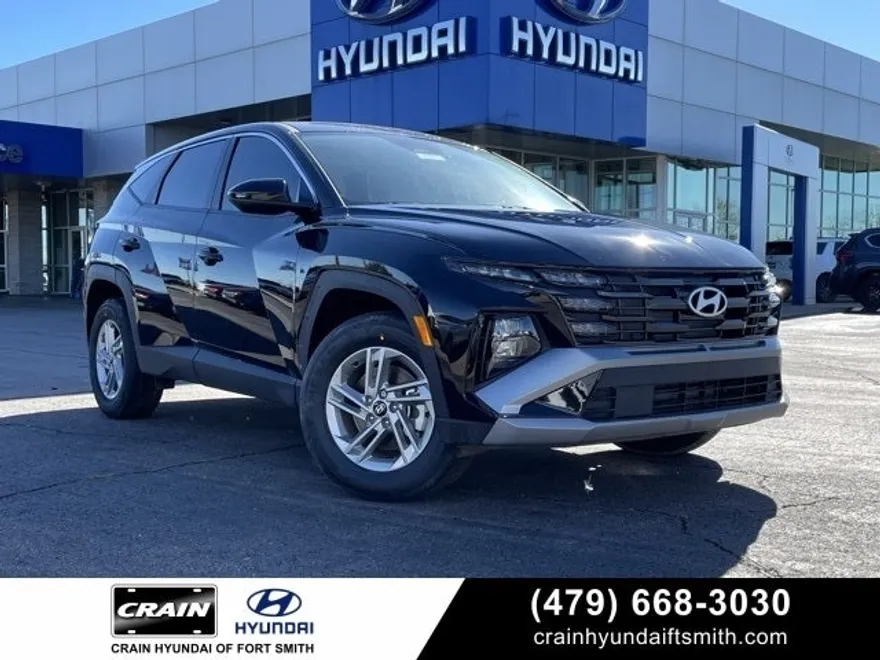 2025 Hyundai Tucson SE photo 1