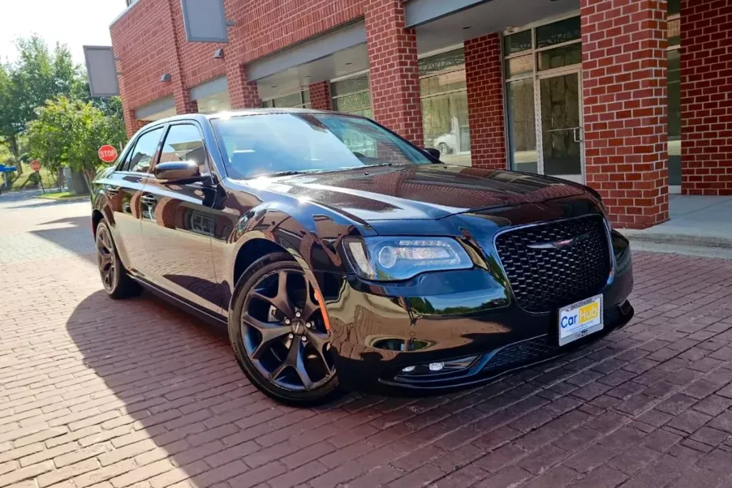 2022 Chrysler 300 photo 1