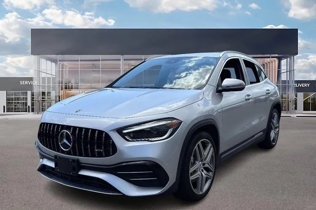 2022 Mercedes Benz GLA AMG 35 4MATIC photo 1