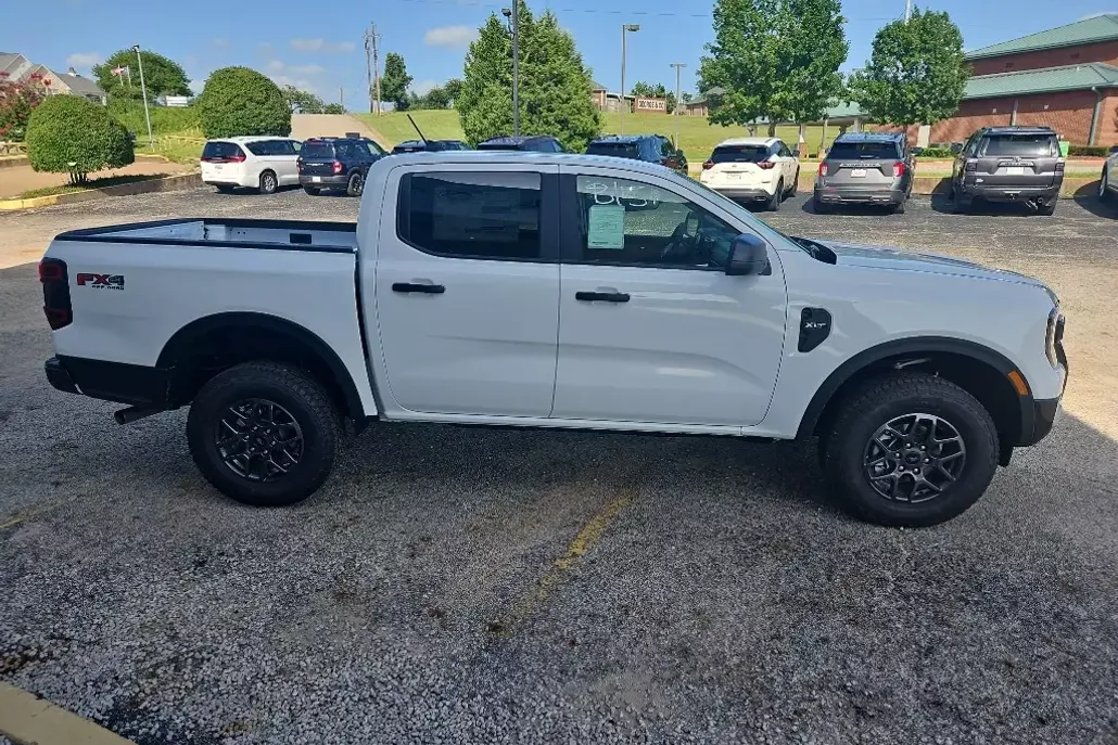 2025 Ford Ranger XLT photo 1