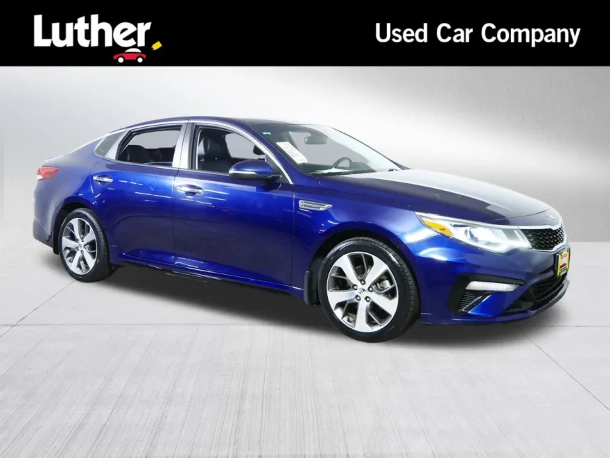 2020 Kia Optima S photo 1