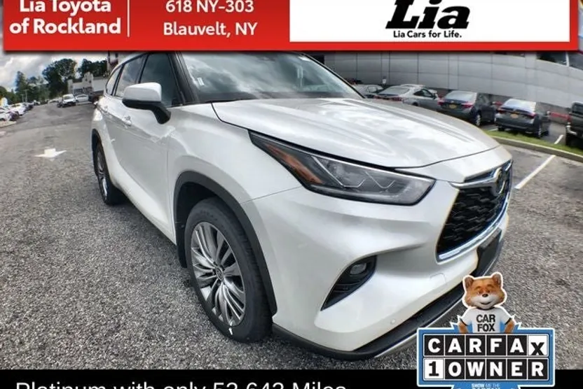 2021 Toyota Highlander Platinum photo 1
